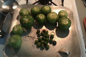 Tomate verde para la salsa